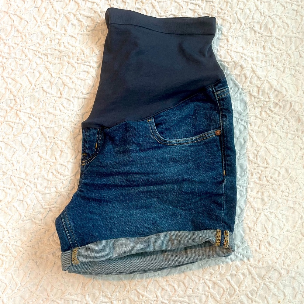 Maternity Shorts Old Navy